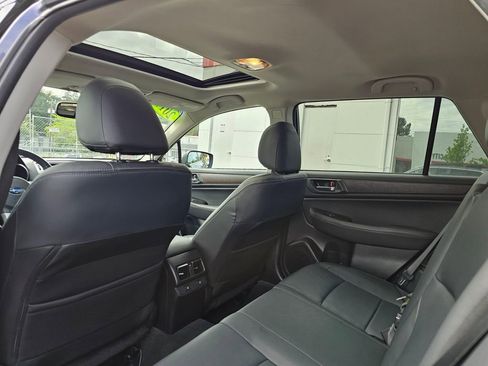 Used 2017 Subaru Outback 3.6R Limited AWD/4WD image 18