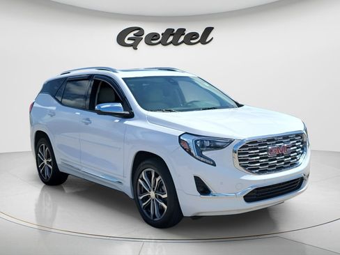 Used 2019 GMC Terrain Denali w/ Advanced Safety Package FWD image 2