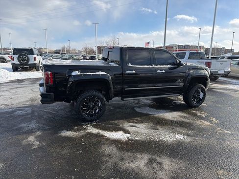 Used 2016 GMC Sierra 1500 Denali w/ Denali Ultimate Package image 4