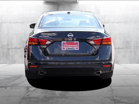 Certified 2025 Nissan Altima 2.5 SL FWD image 6