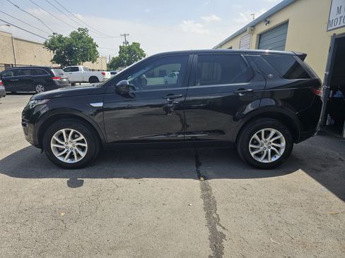Used 2018 Land Rover Discovery Sport HSE AWD/4WD image 7