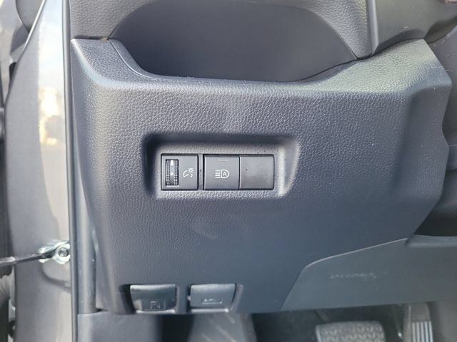 Used 2025 Toyota RAV4 LE FWD image 21