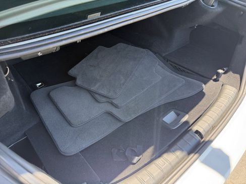 Used 2018 BMW 530e RWD image 16