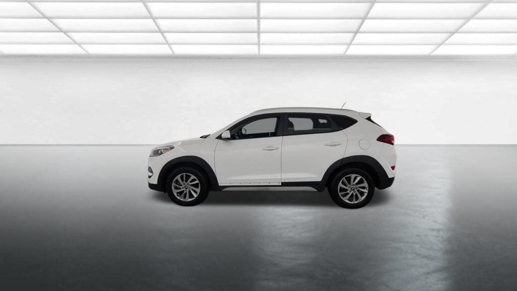 Used 2017 Hyundai Tucson SE w/ SE Popular Package 02 AWD/4WD image 5