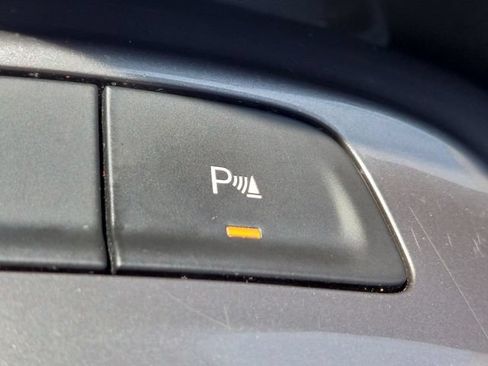 Used 2024 Chevrolet Malibu LT FWD image 23