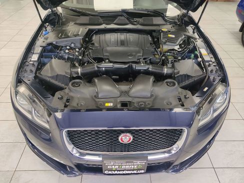 Used 2016 Jaguar XJ image 51