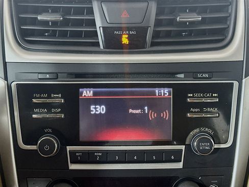 Used 2016 Nissan Altima 2.5 SL w/ Moonroof Package image 21