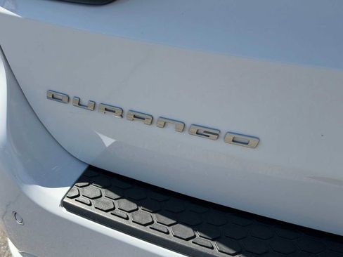 Used 2025 Dodge Durango GT RWD image 32