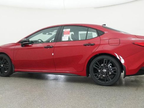 New 2026 Toyota Camry Hybrid image 13