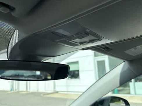 Certified 2024 Volkswagen Taos S AWD/4WD image 21