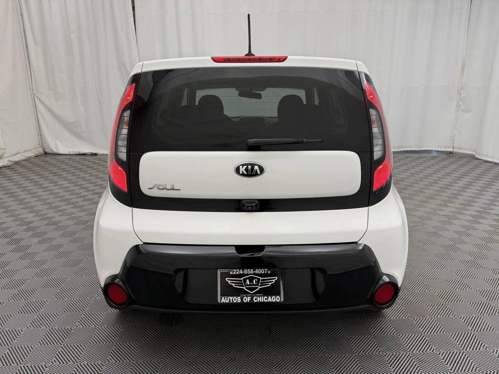 Used 2016 Kia Soul + w/ Audio Package FWD image 6