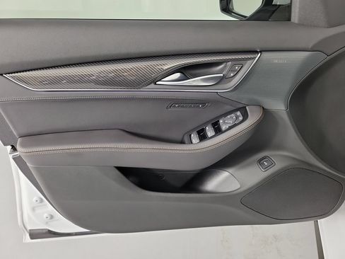 Used 2026 Cadillac CT5 V w/ Technology Package RWD image 18