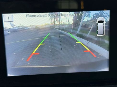 Used 2019 Ford Transit Connect XLT image 21