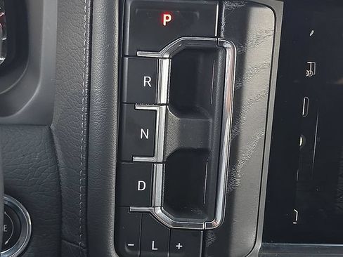 Used 2023 GMC Yukon XL Denali w/ Denali Reserve Package AWD/4WD image 25