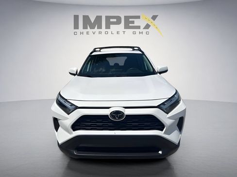 Used 2024 Toyota RAV4 XLE w/ Convenience Package FWD image 8