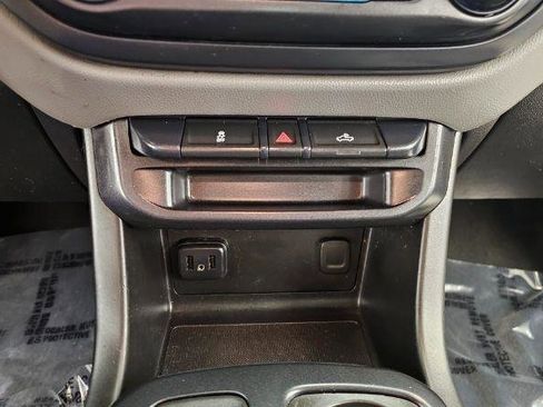 Used 2019 Chevrolet Colorado W/T w/ WT Convenience Package image 15