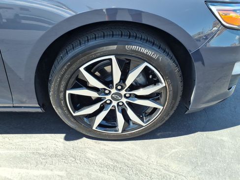 Used 2025 Chevrolet Malibu RS FWD image 6