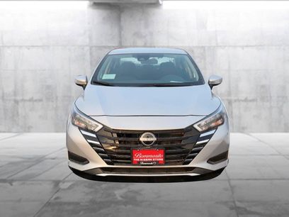 New 2025 Nissan Versa SV w/ Trunk Package
