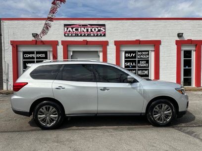 Used 2019 Nissan Pathfinder SL