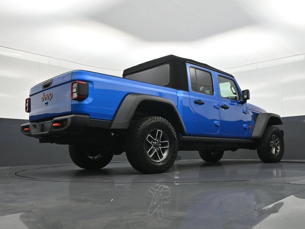 Used 2024 Jeep Gladiator Mojave AWD/4WD image 28