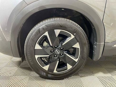 Certified 2025 Nissan Kicks SV w/ Illumination Package AWD/4WD image 26