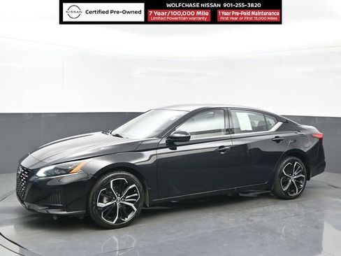 Certified 2024 Nissan Altima 2.5 SR image 2