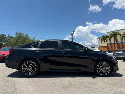 Used 2022 Kia Forte GT w/ GT Technology Package FWD image 3