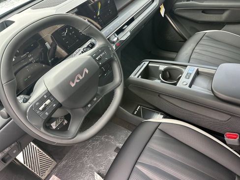 New 2026 Kia EV9 GT-Line AWD/4WD image 10