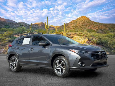 Used 2025 Subaru Crosstrek 2.5i Premium AWD/4WD image 2
