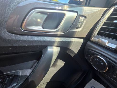 Used 2020 Ford Ranger Lariat w/ Technology Package AWD/4WD image 12
