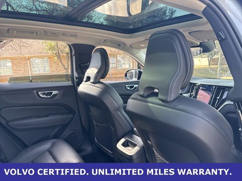 Certified 2025 Volvo XC60 B5 Core image 10