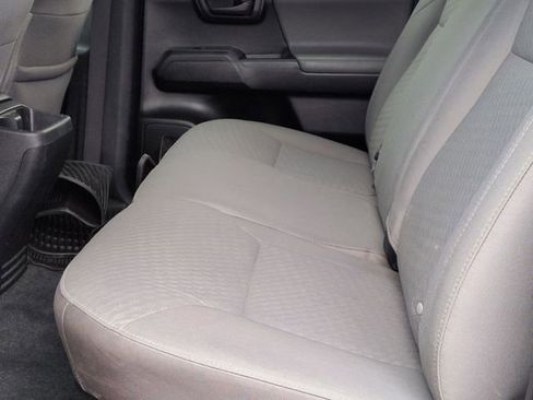Certified 2022 Toyota Tacoma SR AWD/4WD image 23