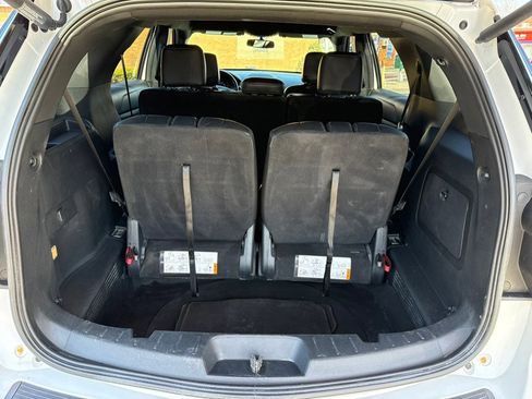 Used 2018 Ford Explorer XLT w/ Equipment Group 202A image 19