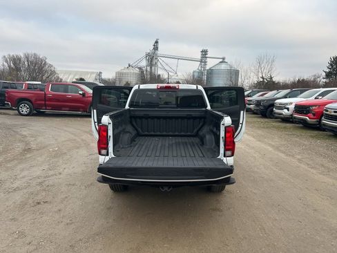 Used 2025 Chevrolet Colorado W/T image 23