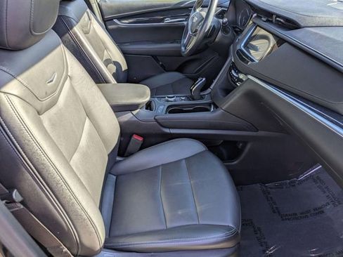 Certified 2024 Cadillac XT5 Premium Luxury w/ LPO, Floor Liner Package AWD/4WD image 29