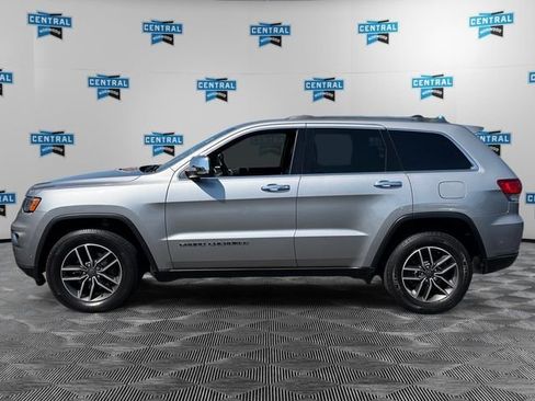 Used 2020 Jeep Grand Cherokee Limited AWD/4WD image 2