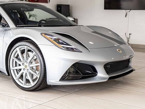 New 2025 Lotus Emira image 3