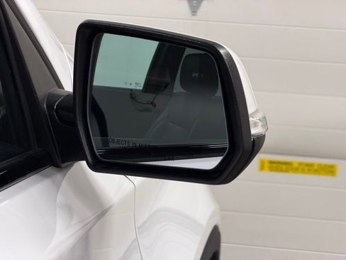 Certified 2023 Chevrolet Traverse RS w/ LPO, Floor Liner Package image 28