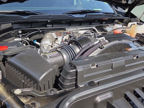 Certified 2026 GMC Sierra 3500 SLT w/ SLT Convenience Package AWD/4WD image 17