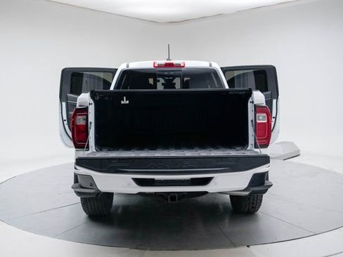 Used 2025 GMC Canyon Elevation w/ Convenience Package image 21