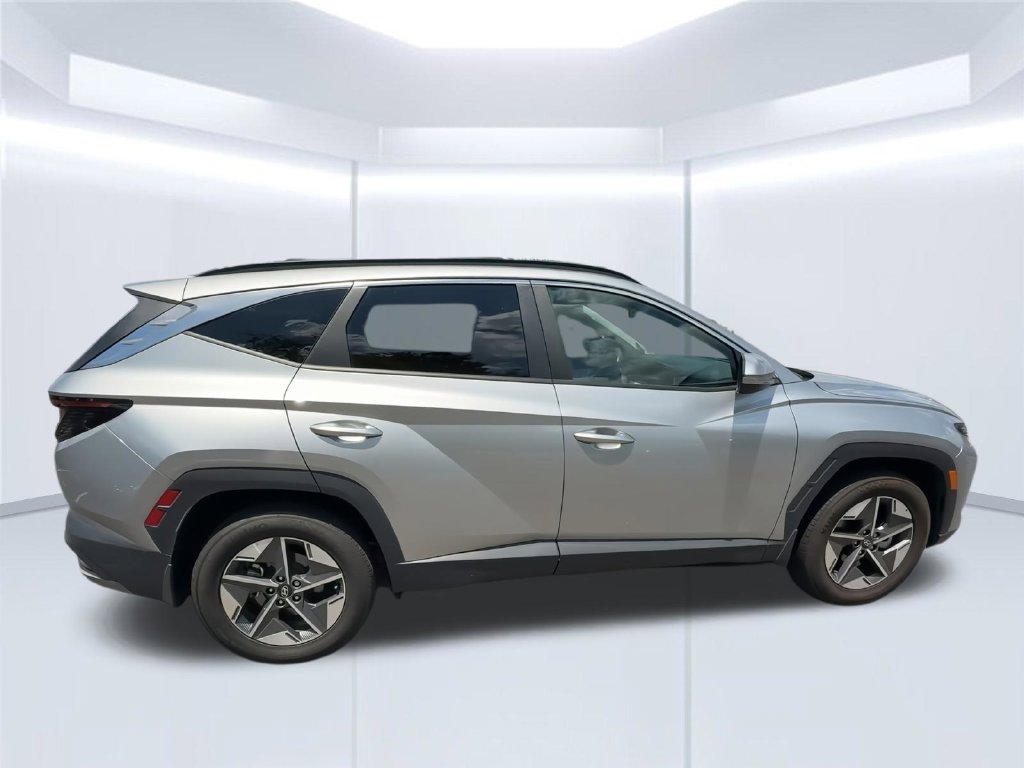 Used 2025 Hyundai Tucson SEL AWD/4WD image 4