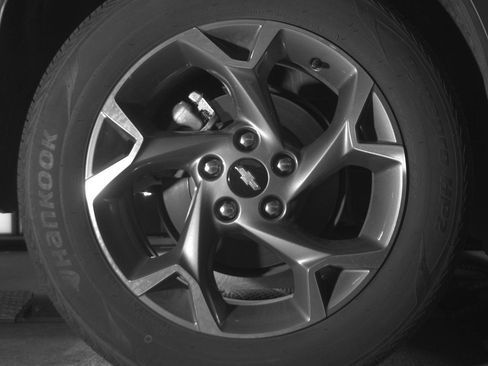 Used 2025 Chevrolet Trax LT w/ LT Convenience Package FWD image 15