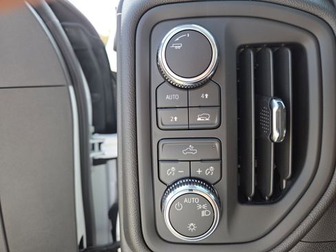 New 2026 GMC Sierra 1500 Pro image 5