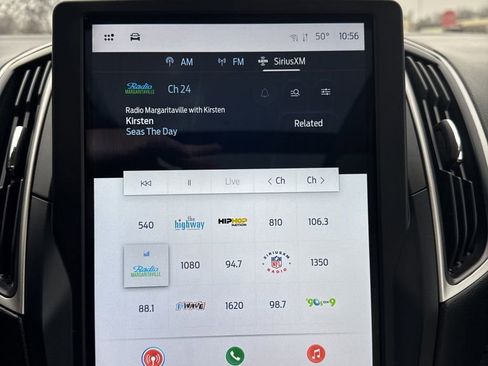 Used 2024 Ford Edge SEL w/ Convenience Package image 12