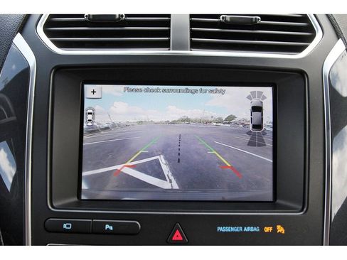 Used 2018 Ford Explorer Sport w/ Equipment Group 401A image 30