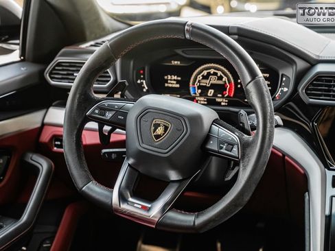 Used 2020 Lamborghini Urus AWD/4WD image 25