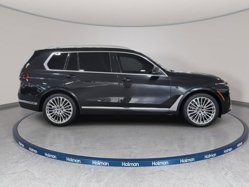 Certified 2023 BMW X7 xDrive40i w/ Executive Package image 6