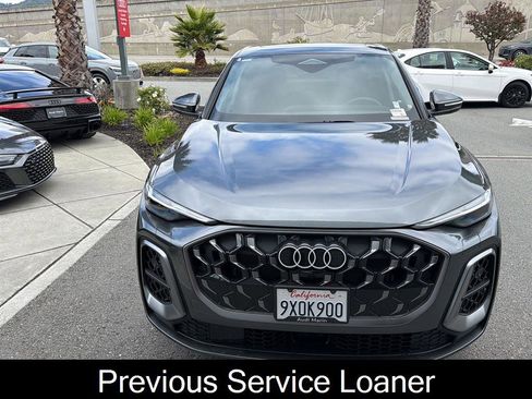 Used 2025 Audi Q5 Premium Plus w/ Premium Plus AWD/4WD image 2