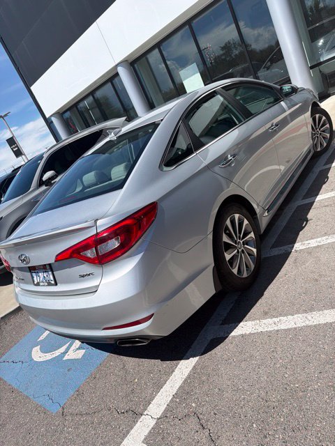 Used 2016 Hyundai Sonata Sport w/ Option Group 03 FWD image 6