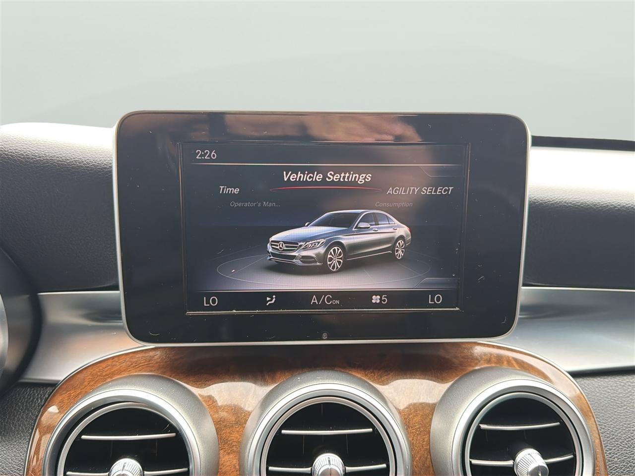 Used 2015 Mercedes-Benz C 300 4MATIC Sedan image 24